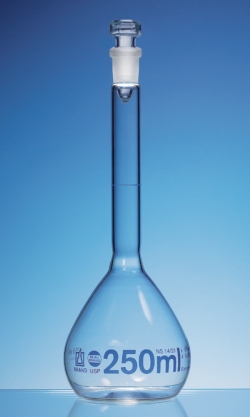 Volumetric flasks, boro 3.3, class A, blue graduations, with glass stopper, incl. USP individual certificate
