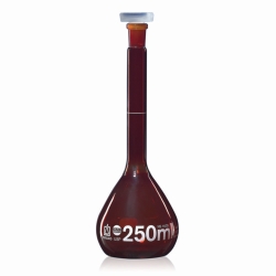Slika Volumetric flasks, boro 3.3, class A, amber, with PP stopper, incl. USP individual certificate